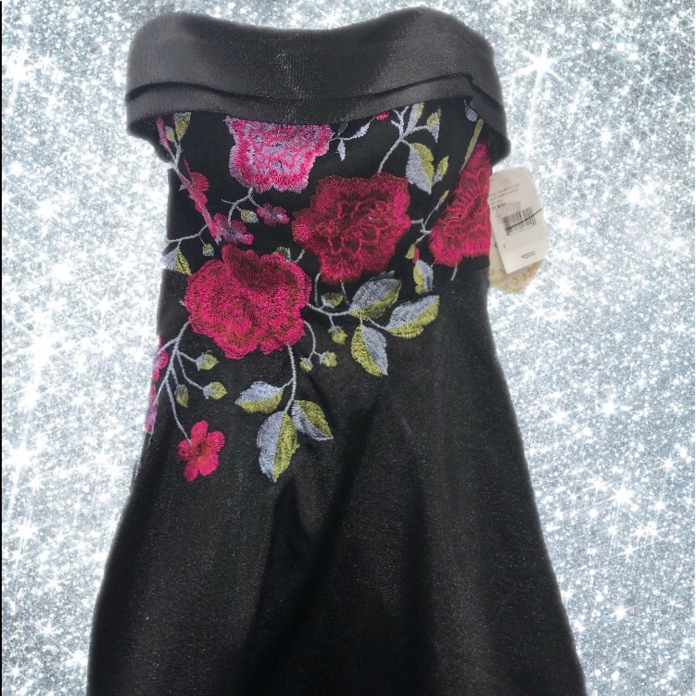 🌺Social Code Tube Embroidered Evening Gown🌺